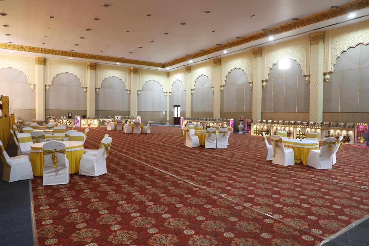 Gadiraju Palace Convention Centre & Hotel Visakhapatnam Exterior photo