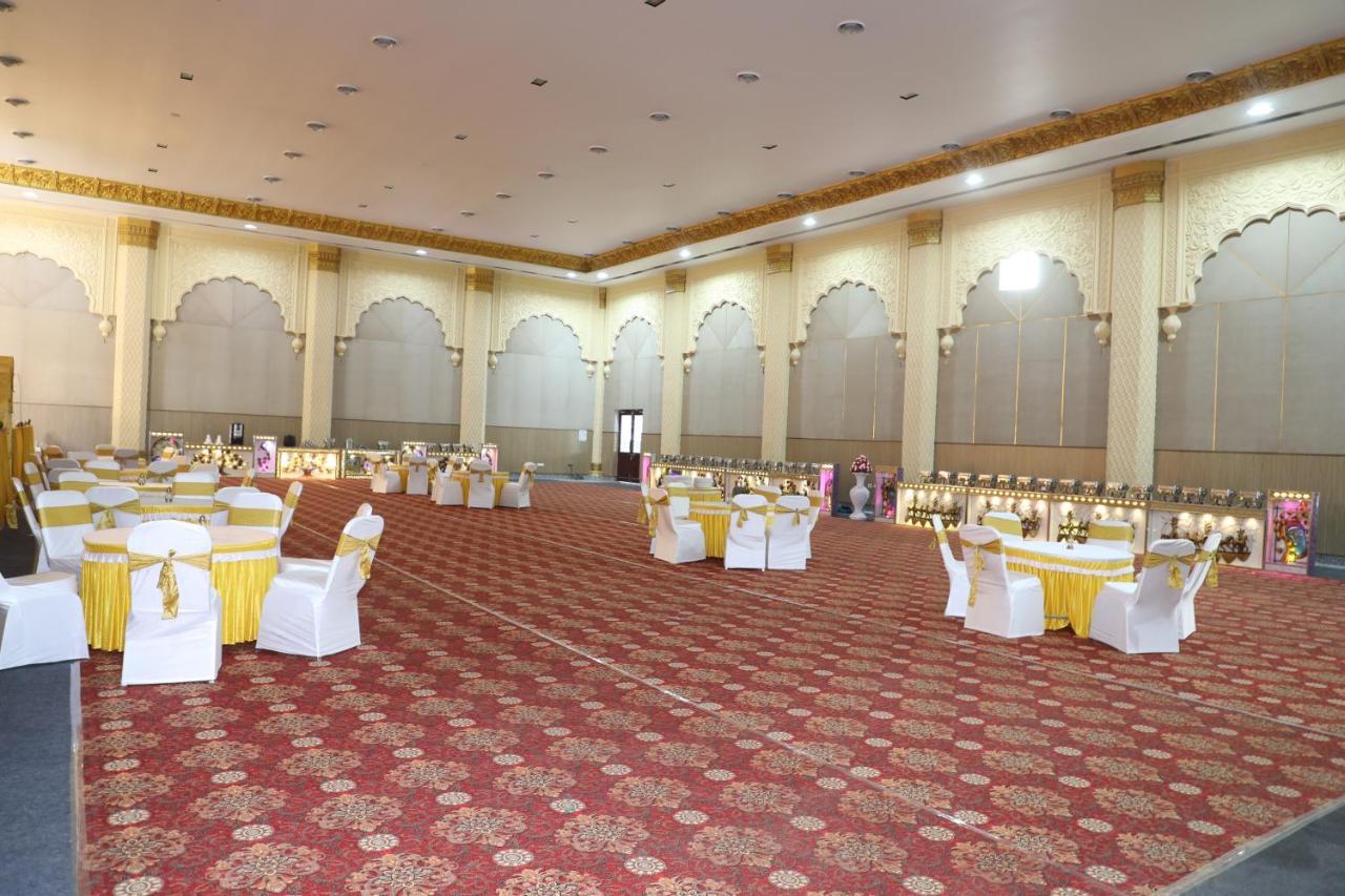 Gadiraju Palace Convention Centre & Hotel Visakhapatnam Exterior photo