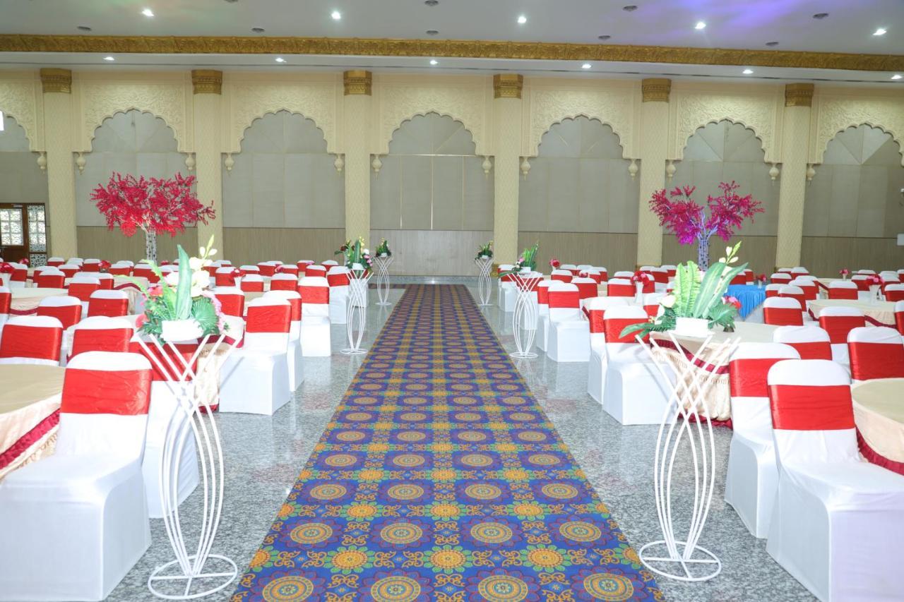 Gadiraju Palace Convention Centre & Hotel Visakhapatnam Exterior photo